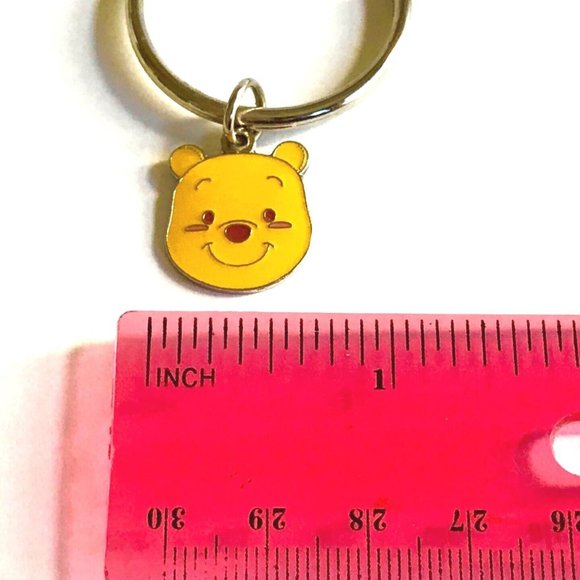 Disney Winnie the Pooh Keychain Keyring Disneyana - Picture 6 of 7
